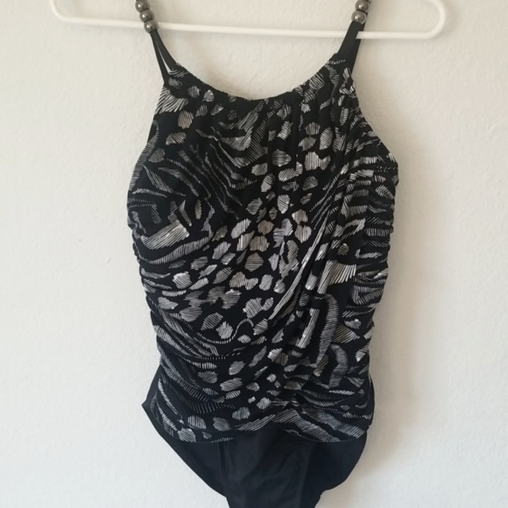MagicSuit One Piece "Lisa" Bathing Suit